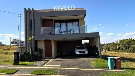 Casa de Condomínio com 3 Quartos à venda, 219m² no Jardins Versalhes, Aparecida de Goiânia