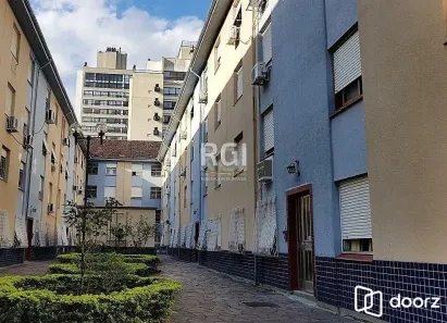 Apartamento com 2 Quartos à venda, 50m² no Menino Deus, Porto Alegre