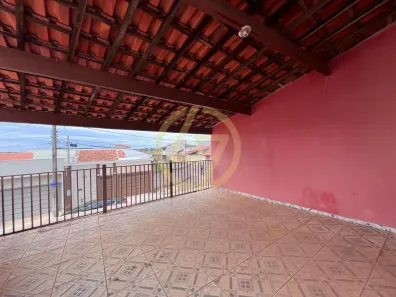 Casa com 3 Quartos à venda, 179m² no Jardim Fogaça, Itapetininga