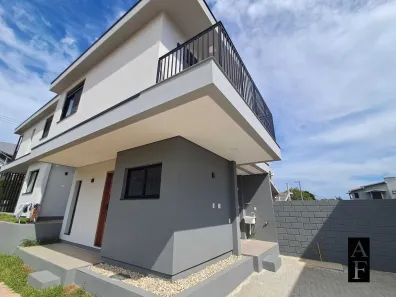 Sobrado com 2 Quartos à venda, 135m² no Ambrósio, Garopaba