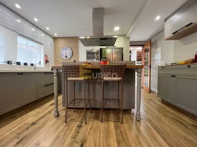 Casa de Condomínio com 3 Quartos à venda, 243m² no Jardim Europa, Valinhos