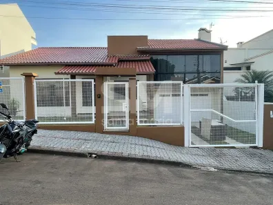 Casa com 2 Quartos à venda, 200m² no Palmital, Chapecó