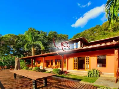 Casa de Condomínio com 7 Quartos à venda, 600m² no Itaipava, Petrópolis