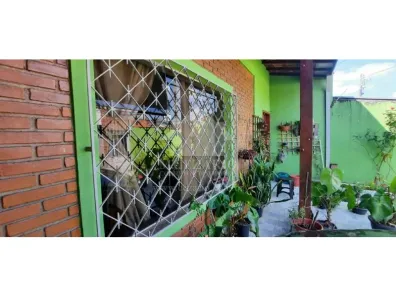Casa com 3 Quartos à venda, 119m² no Residencial São Charbel, Taubaté