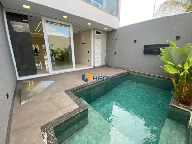 Sobrado com 3 Quartos à venda, 197m² no Jardim Paris VI, Maringá