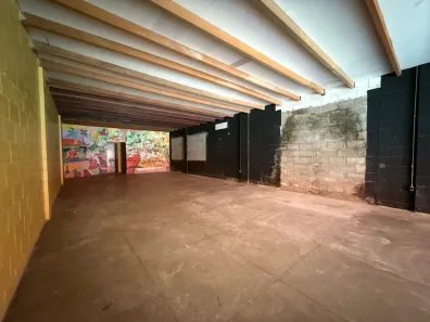 Galpão/Depósito/Armazém para alugar, 125m² no Centro, Capanema