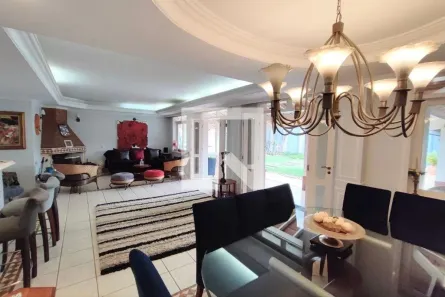 Casa com 5 Quartos à venda, 480m² no Jardim Madalena, Campinas