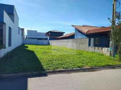 Lote/Terreno à venda, 300m² no Chácara do Visconde, Taubaté