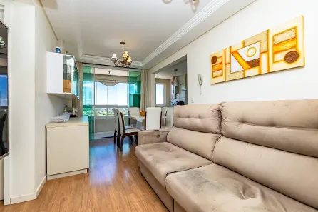 Apartamento com 2 Quartos à venda, 60m² no Capão Raso, Curitiba