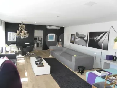 Casa com 3 Quartos à venda, 250m² no Jardim das Bandeiras, São Paulo