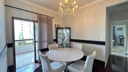 Apartamento com 4 Quartos para alugar, 237m² no Centro, Joinville