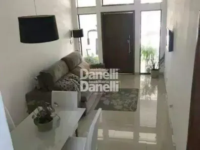Sobrado com 3 Quartos para alugar, 185m² no Jardim das Nações, Taubaté