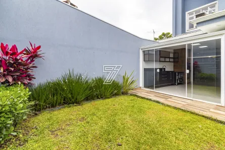 Sobrado com 3 Quartos à venda, 191m² no Xaxim, Curitiba