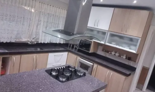 Sobrado com 5 Quartos à venda, 430m² no Jardim Planalto, Poços de Caldas