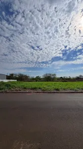 Lote/Terreno à venda, 253m² no Jardim dos Ipês, Araporã