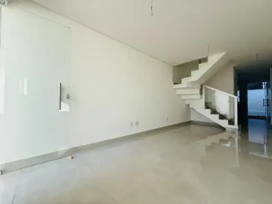 Casa com 2 Quartos à venda, 110m² no Floramar, Belo Horizonte