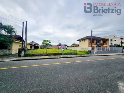 Lote/Terreno à venda, 584m² no Bom Retiro, Joinville