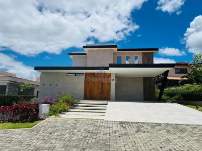 Casa de Condomínio com 4 Quartos à venda, 294m² no Prado, Gravatá