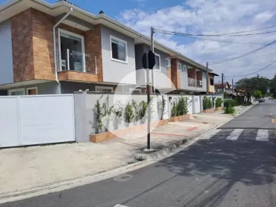 Casa de Condomínio com 3 Quartos à venda, 115m² no Badu, Niterói