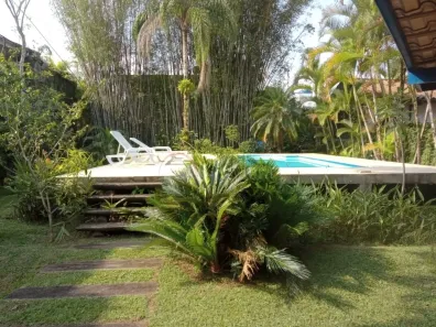 Casa com 4 Quartos à venda, 725m² no Camburi, São Sebastião