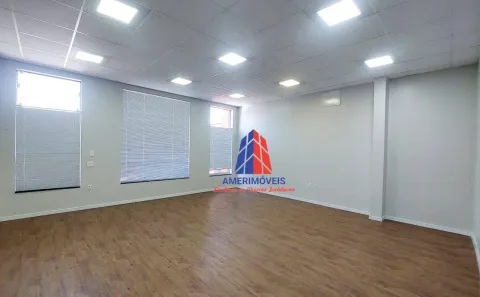 Casa com 6 Quartos para alugar, 300m² no Jardim São Paulo, Americana