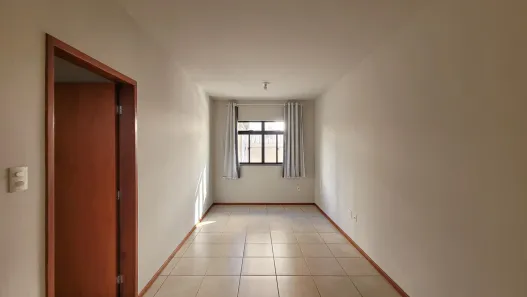 Apartamento com 2 Quartos para alugar, 65m² no Centro, Juiz de Fora