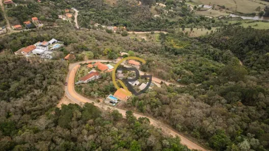 Lote/Terreno à venda, 889m² no Guaxinduva, Atibaia