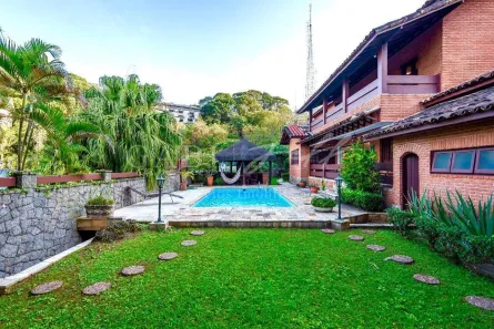 Casa com 5 Quartos à venda, 520m² no Marapé, Santos