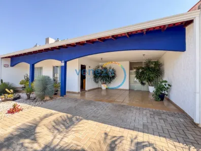 Casa com 3 Quartos à venda, 215m² no Rodocentro, Londrina