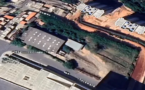 Galpão/Depósito/Armazém para venda ou aluguel, 1300m² no Jardim Abatiá, Sorocaba