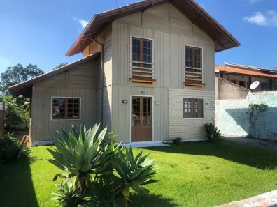 Casa com 3 Quartos à venda, 90m² no Campeche, Florianópolis