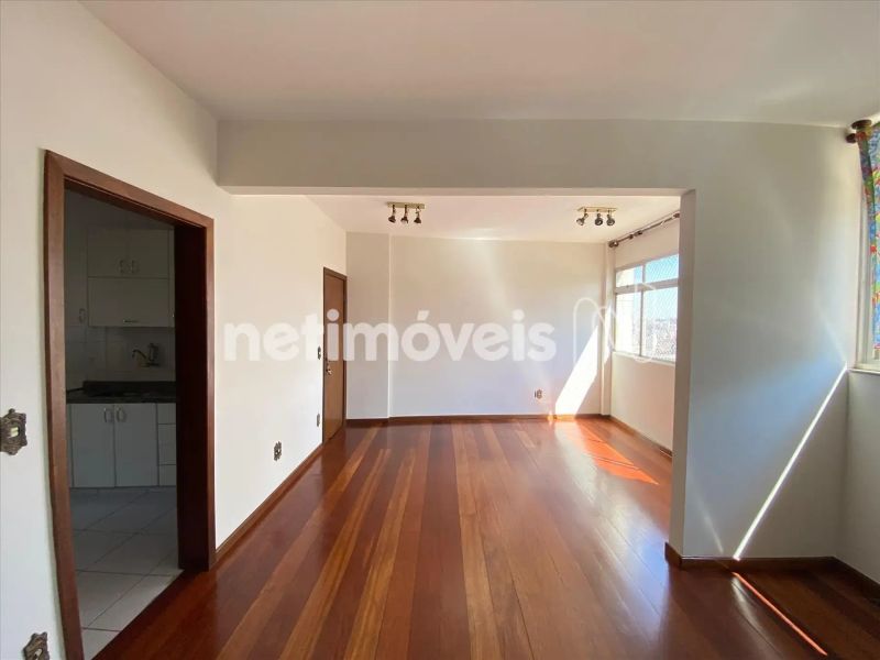 Apartamento com 3 quartos — Grajaú, Belo Horizonte