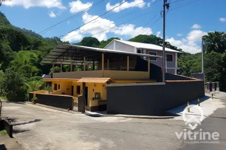 Casa com 3 Quartos à venda, 220m² no Amparo, Nova Friburgo