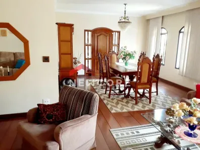 Sobrado com 3 Quartos à venda, 300m² no Vila Galvão, Guarulhos