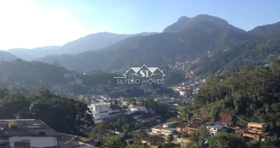 Lote/Terreno à venda, 1636m² no Mosela, Petrópolis