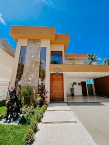 Casa de Condomínio com 3 Quartos à venda, 240m² no Cajupiranga, Parnamirim