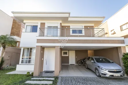 Casa de Condomínio com 4 Quartos à venda, 258m² no São Braz, Curitiba