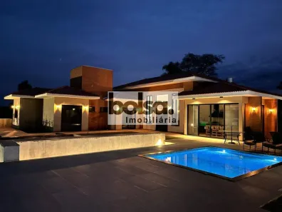 Casa de Condomínio com 4 Quartos à venda, 293m² no Centro, Paranapanema