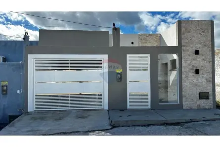 Casa com 3 Quartos à venda, 131m² no Jequiezinho, Jequié