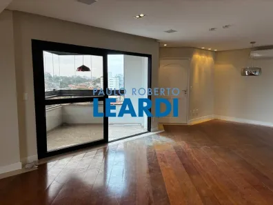 Apartamento com 4 Quartos para alugar, 183m² no Jardim Umuarama, São Paulo