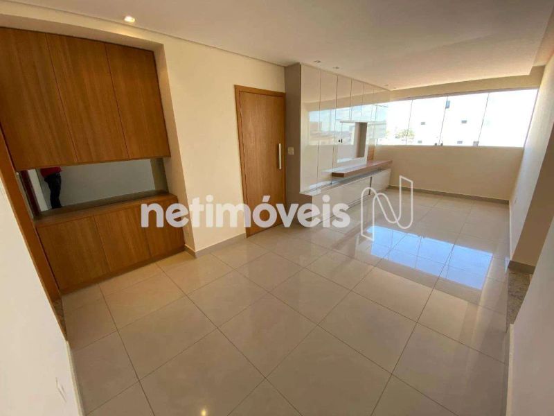 Apartamento com 3 quartos — Fernão Dias, Belo Horizonte