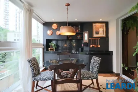 Apartamento com 4 Quartos à venda, 201m² no Jardim Fonte do Morumbi, São Paulo