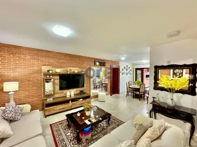 Casa de Condomínio com 3 Quartos à venda, 259m² no Jardim da Glória, Cotia