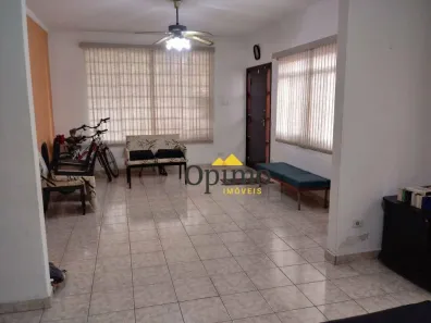 Casa com 5 Quartos à venda, 250m² no Jardim Regis, São Paulo