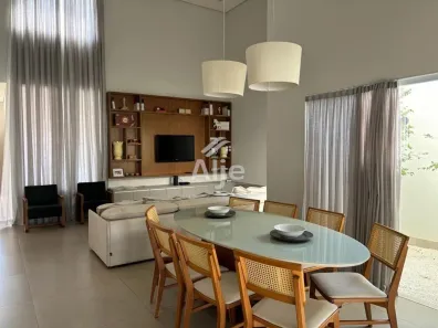 Casa com 3 Quartos à venda, 220m² no Jardim Luciana, Marília