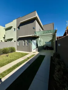Sobrado com 3 Quartos à venda, 180m² no Orfãs, Ponta Grossa