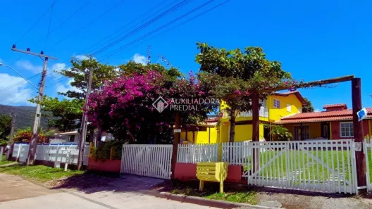 Casa com 4 Quartos à venda, 150m² no Ambrósio, Garopaba