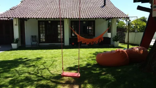 Casa com 4 Quartos para alugar, 250m² no Jurerê Internacional, Florianópolis