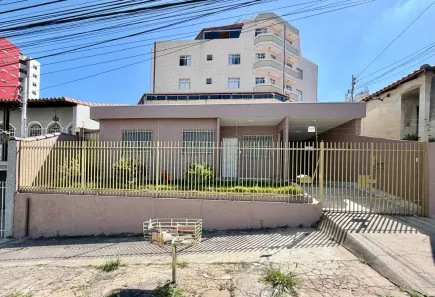 Casa com 3 Quartos para alugar, 150m² no Santa Cruz Industrial, Contagem