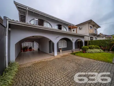 Sobrado com 4 Quartos à venda, 220m² no Aventureiro, Joinville
